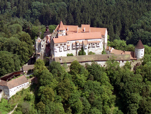 Náhled Pernštejn